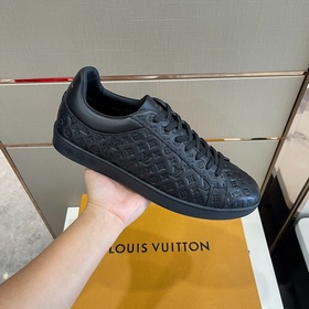 LOUIS VUITTON Луи Виттон LV Donkey House. Мужские кроссовки L Hou
