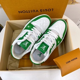 Новая версия LV Trainer 22 в новых цветах, произведенная в Гуанчж