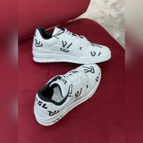 LOUIS VUITTON Луи Виттон LV кроссовки классические цвета + новые 