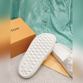 Пара LV 2023 летняя новинка Monogram рельефные тапочки Оригинальн