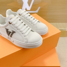 LV Серия кроссовок TIME OUT Сникерсы Time Out изготовлены из мяг
