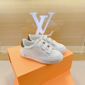 LV Серия кроссовок TIME OUT Сникерсы Time Out изготовлены из мяг