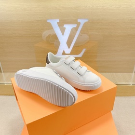 LV Серия кроссовок TIME OUT Сникерсы Time Out изготовлены из мяг