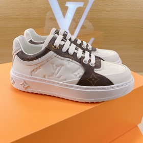 LV Серия кроссовок TIME OUT Сникерсы Time Out изготовлены из мяг