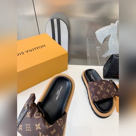 Покупка Louis Vuitton* 23ss тапочки-багет. Еще один хит, последни