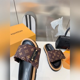 Покупка Louis Vuitton* 23ss тапочки-багет. Еще один хит, последни