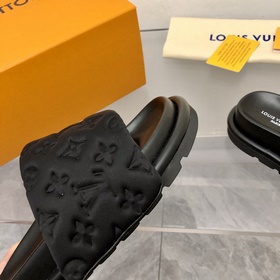 Модель для пар Новейшие рельефные тапочки LV весна-лето Pool Pill