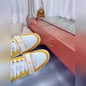 Спортивные кроссовки Louis Vuitton LVTRAINER Серия Virgil Abloh M