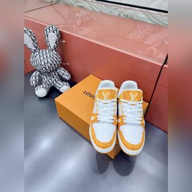 Спортивные кроссовки Louis Vuitton LVTRAINER Серия Virgil Abloh M
