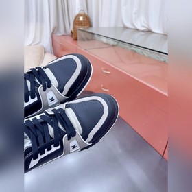 Спортивные кроссовки Louis Vuitton LVTRAINER Серия Virgil Abloh M