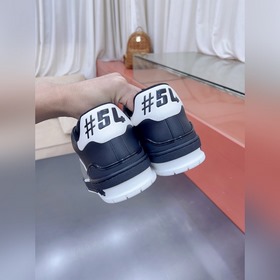 Спортивные кроссовки Louis Vuitton LVTRAINER Серия Virgil Abloh M