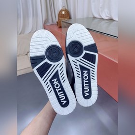 Спортивные кроссовки Louis Vuitton LVTRAINER Серия Virgil Abloh M