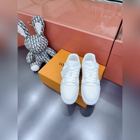 Спортивные кроссовки Louis Vuitton LVTRAINER Серия Virgil Abloh M