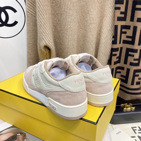 Новая коллекция весны 2023 года от Fendi： парные кроссовки. Многи