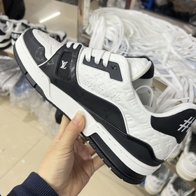 LV 2023 Новая модель кроссовок Trainer DIY с декоративными застеж