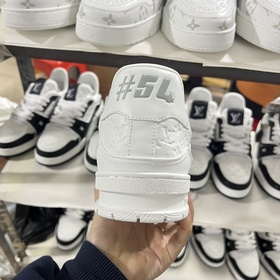 LV 2023 Новая модель кроссовок Trainer DIY с декоративными застеж