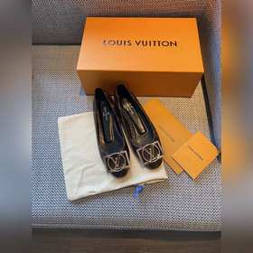 LV2023 Новые туфли Эта модель женских туфель Urban Twist представ