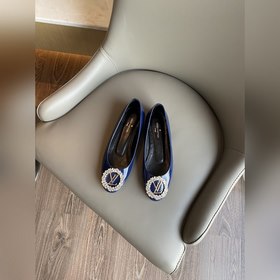 LV2023 Новые туфли Эта модель женских туфель Urban Twist представ