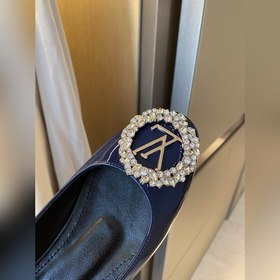 LV2023 Новые туфли Эта модель женских туфель Urban Twist представ