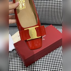 Salvatore Ferragamo, квадратный носок, подходит для любой формы с
