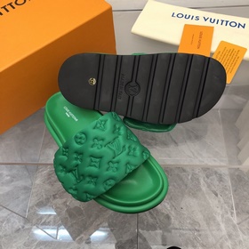 Модель для пар Новейшие рельефные тапочки LV весна-лето Pool Pill
