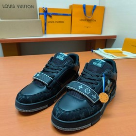 LV версия высшего качества Мода на LV Trainer Спортивные кроссовк