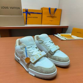 LV версия высшего качества Мода на LV Trainer Спортивные кроссовк