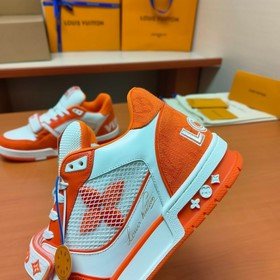 LV версия высшего качества Мода на LV Trainer Спортивные кроссовк
