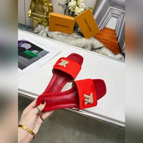 Плоская подошва Louis Vuitton (LV) Новые тапочки, одновременно по