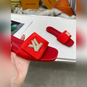 Плоская подошва Louis Vuitton (LV) Новые тапочки, одновременно по