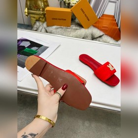 Плоская подошва Louis Vuitton (LV) Новые тапочки, одновременно по