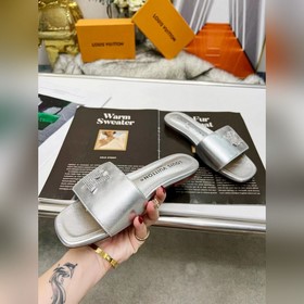 Плоская подошва Louis Vuitton (LV) Новые тапочки, одновременно по