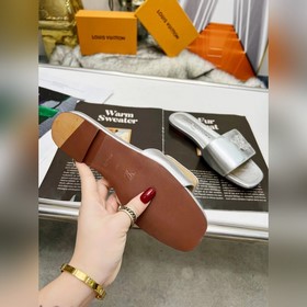 Плоская подошва Louis Vuitton (LV) Новые тапочки, одновременно по