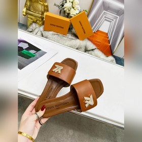 Плоская подошва Louis Vuitton (LV) Новые тапочки, одновременно по