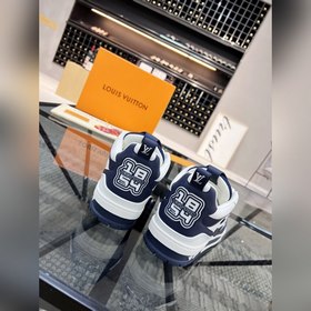 LV Road Street Gods popular sports sneakers are now available in 