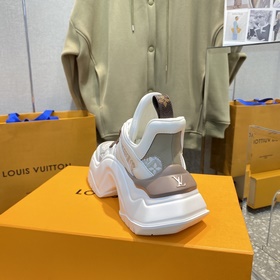 LV | Louis Vuitton 223 Новая коллекция ранней весны 2023 года Н