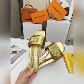 Новая модель на официальном сайте LV, импортная лакированная кожа