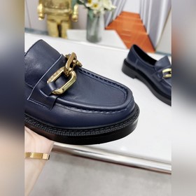 LV Louis Vuitton новые лодочки с кожаной цепочкой, материал： кожа