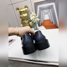 LV Louis Vuitton новые лодочки с кожаной цепочкой, материал： кожа