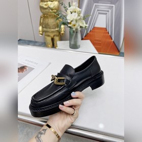 LV Louis Vuitton новые лодочные туфли с кожаной цепочкой, материа