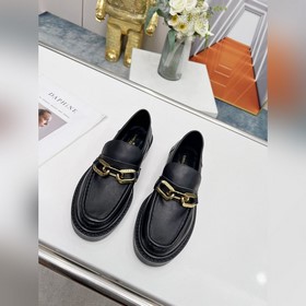 LV Louis Vuitton новые лодочные туфли с кожаной цепочкой, материа
