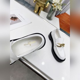 LV Louis Vuitton новые лодочные туфли с кожаной цепочкой, материа