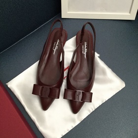 Salvatore Ferragamo Viva 2.0 Туфли на каблуке с открытым носком и