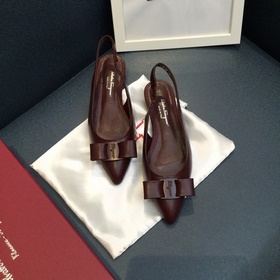 Salvatore Ferragamo Viva 2.0 Туфли на каблуке с открытым носком и