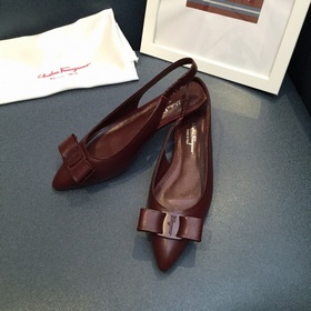 Salvatore Ferragamo Viva 2.0 Туфли на каблуке с открытым носком и