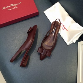 Salvatore Ferragamo Viva 2.0 Туфли на каблуке с открытым носком и