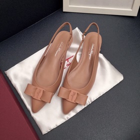 Salvatore Ferragamo Viva 2.0 Туфли на каблуке с открытым носком и