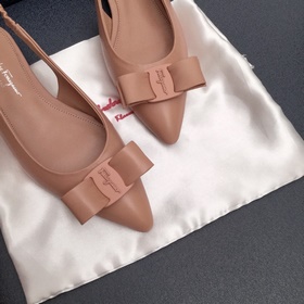 Salvatore Ferragamo Viva 2.0 Туфли на каблуке с открытым носком и