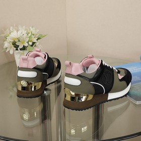 Синхронизированные кроссовки для пар от Louis Vuitton, модель Run