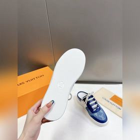 Louis Vuitton (Луи Виттен/LV) – новейшая модель, синхронная прода